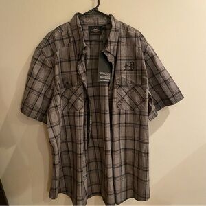 Harley-Davidson mens button up shirt. New with tags!